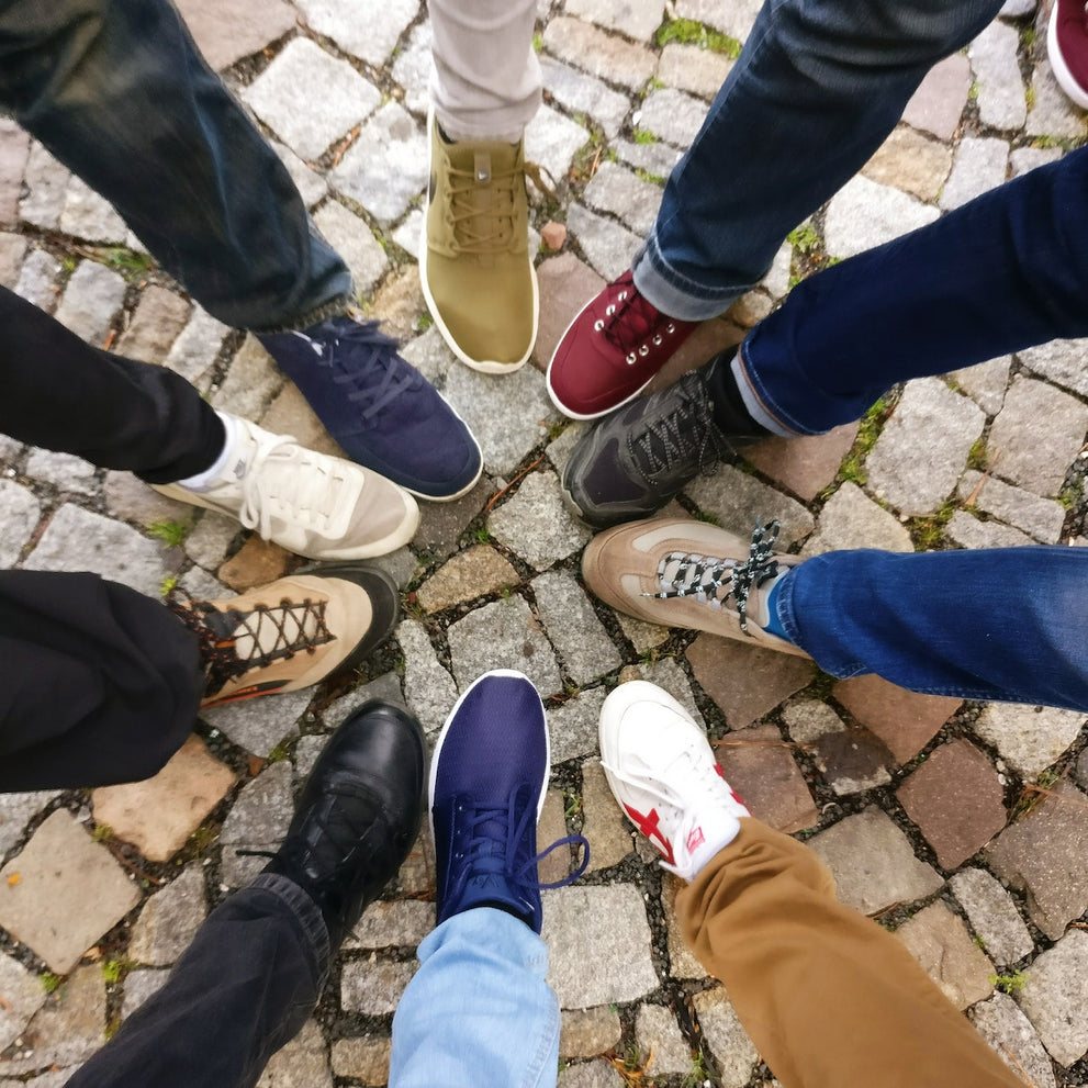Best Shoes for Plantar Fasciitis: 11 Tips for Choosing the Best Pair