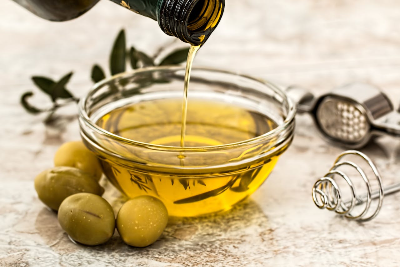 Inflammatory Oils: Which Are Best and Worst for Liver Disease?